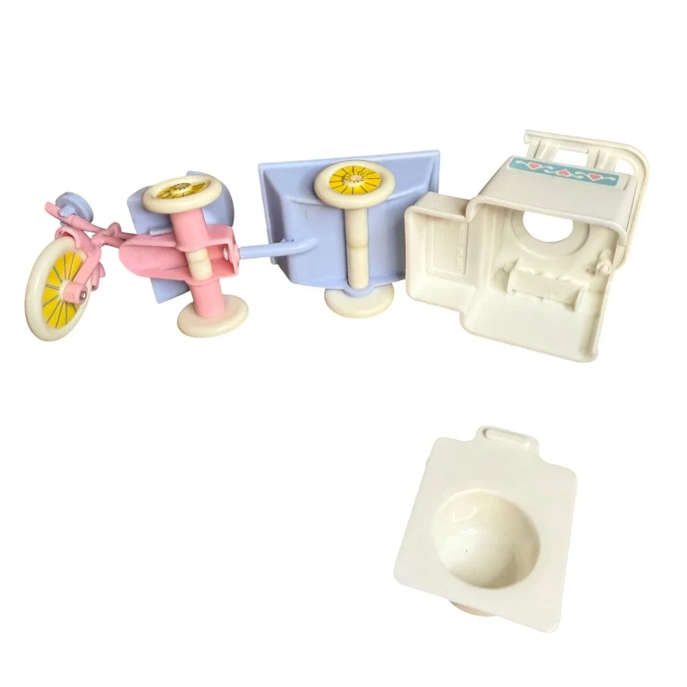 Vintage Barbie Heart Family Doll Playset w/ Tricycle‎ Potty & Accessories Lot
